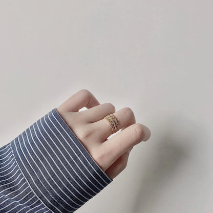 Trendy Lace Hollow Open Ring for Fashion Enthusiasts