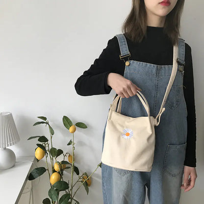 Daisy Embroidery Solid Color Canvas Women's Messenger Bag