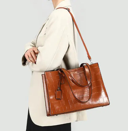 Crocodile Pattern Shoulder Crossbody Bag in PU Leather